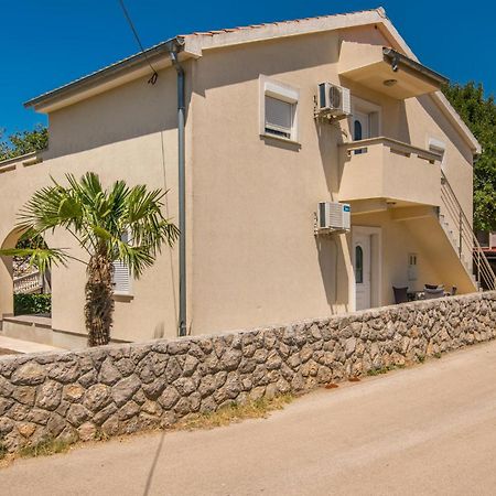 Cozy Apartment In Malinska Dubasnica With Wifi Zewnętrze zdjęcie