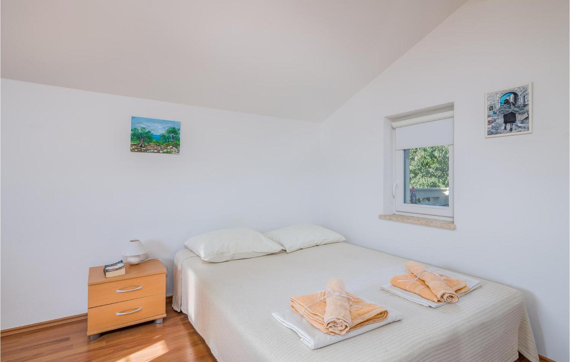 Cozy Apartment In Malinska Dubasnica With Wifi Zewnętrze zdjęcie