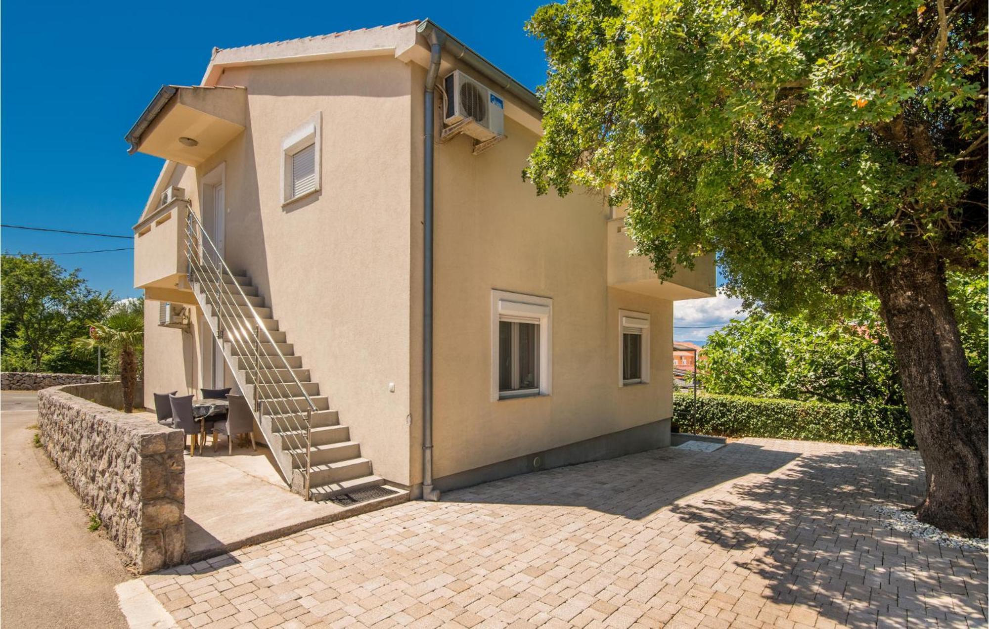 Cozy Apartment In Malinska Dubasnica With Wifi Zewnętrze zdjęcie